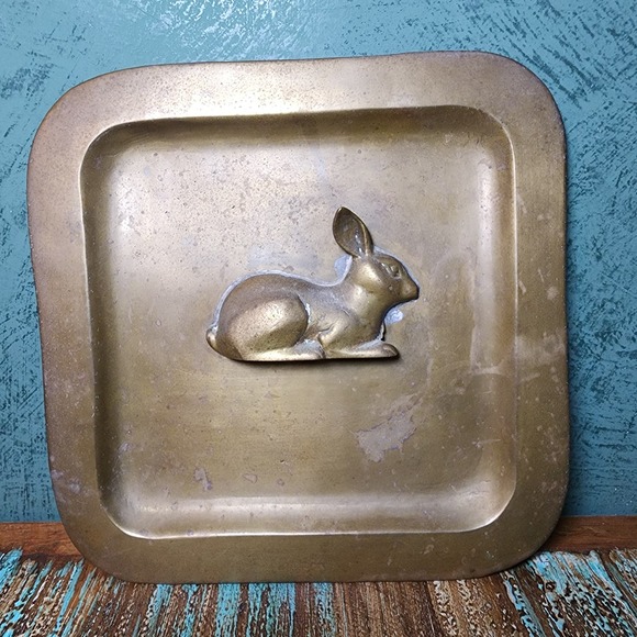 Vintage Solid Brass Bunny Rabbit Two-Demensional Square Plate Decor 8.25" India - Picture 7 of 7